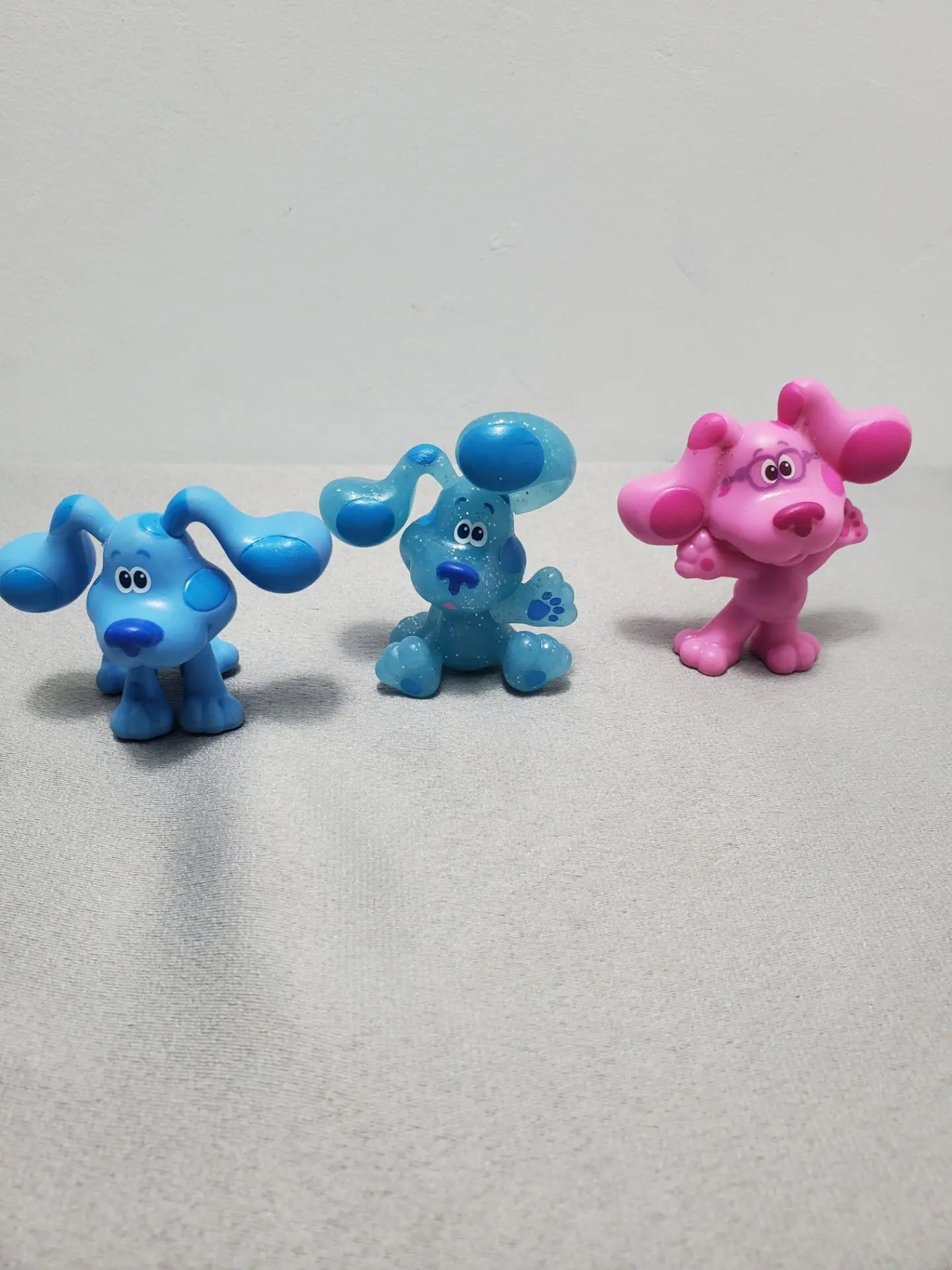 

Blues Clue Blue spotted dog Smiley face figure model toys