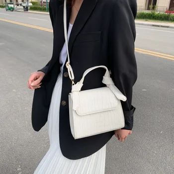 

Women's make-up bag Women's 2020 new Korean style hand-held crocodile pattern one-shoulder makeup bag fashionable square bag