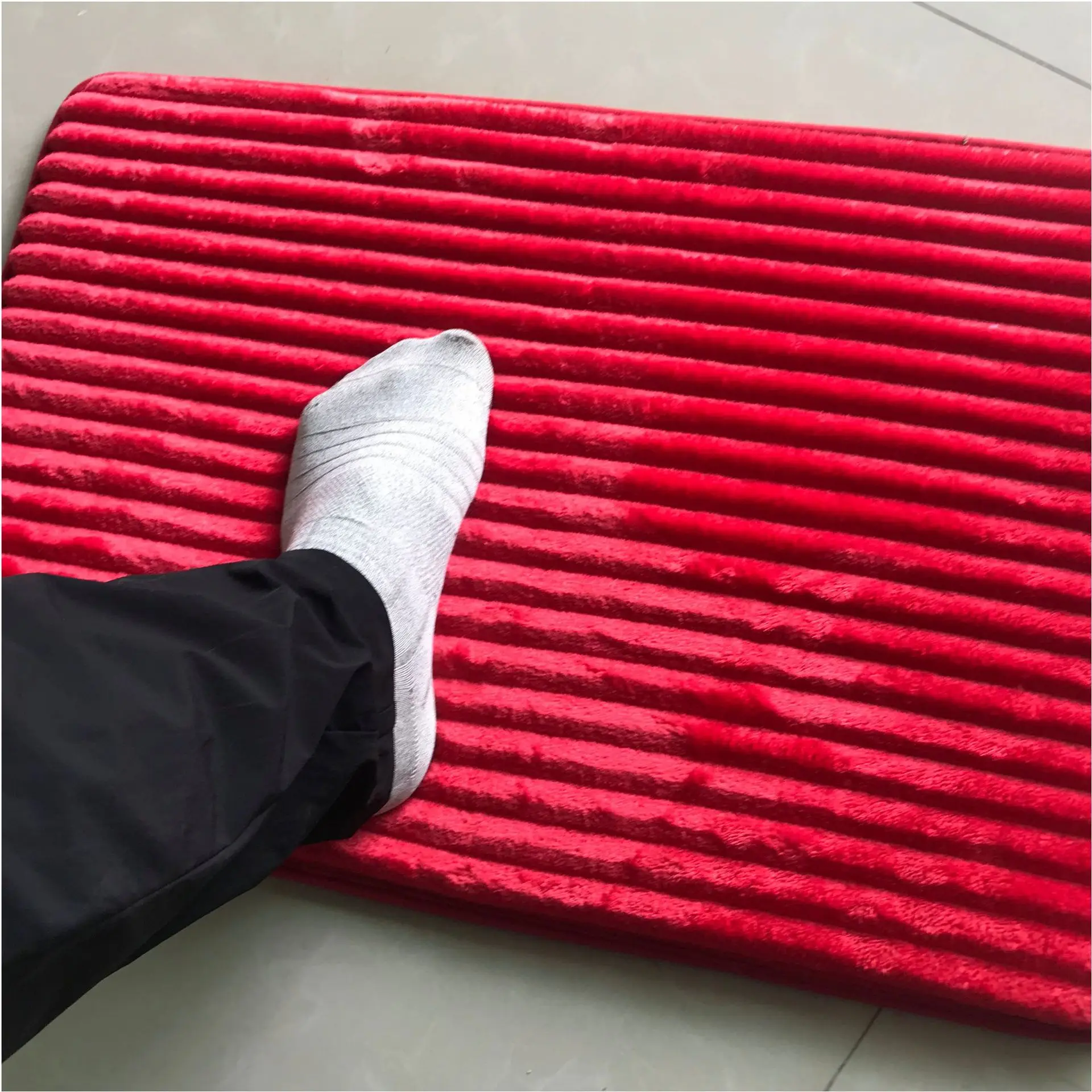

New Flannel Bath Mat 3D Pumping Absorbent Foot Pad Kitchen Doormat Bathroom Rug Anti Slip Door Blanket for Home Decor 40x60cm