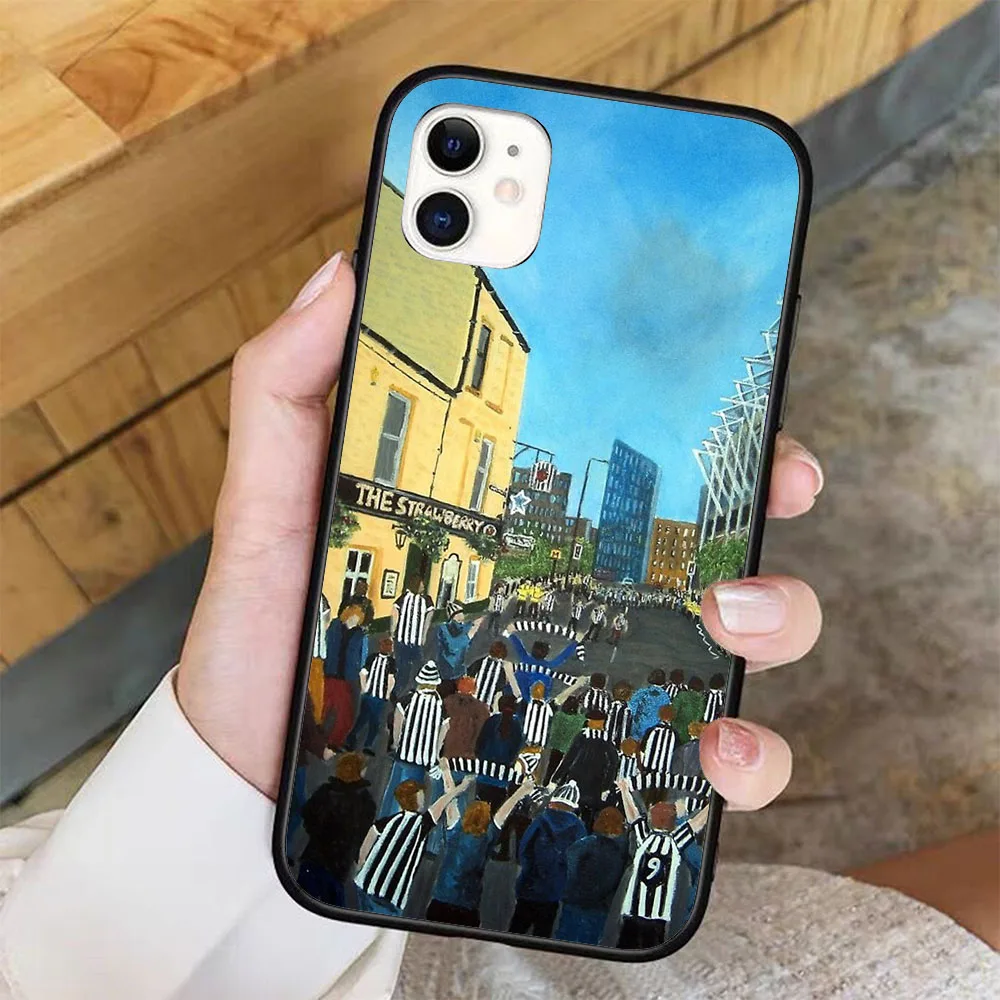 Toon Army Newcastle United Phone Case For iPhone 11 Pro X XR XS Max 6 7 8 plus Samsung S8 S9 S10 S20 A10 A50 | Мобильные телефоны и