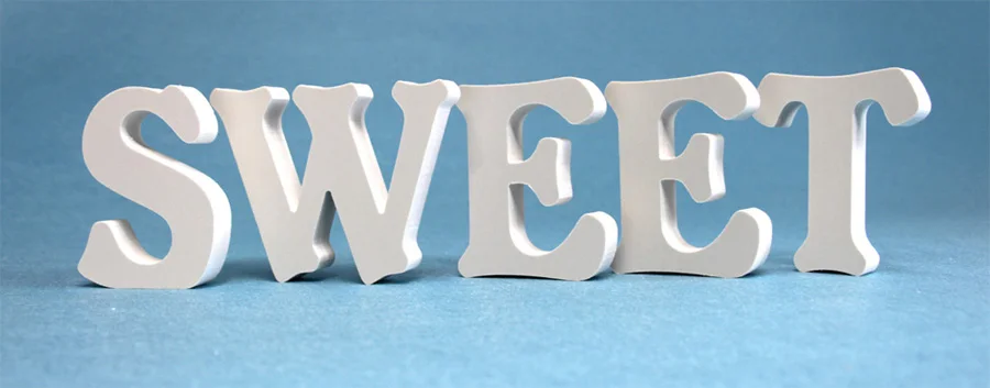 Свадебные украшения деревянные буквы Английский алфавит 1 шт. Толщина 15 мм DIY имя дизайн Рукоделие украшение ручной работы аксессуары - Цвет: SWEET