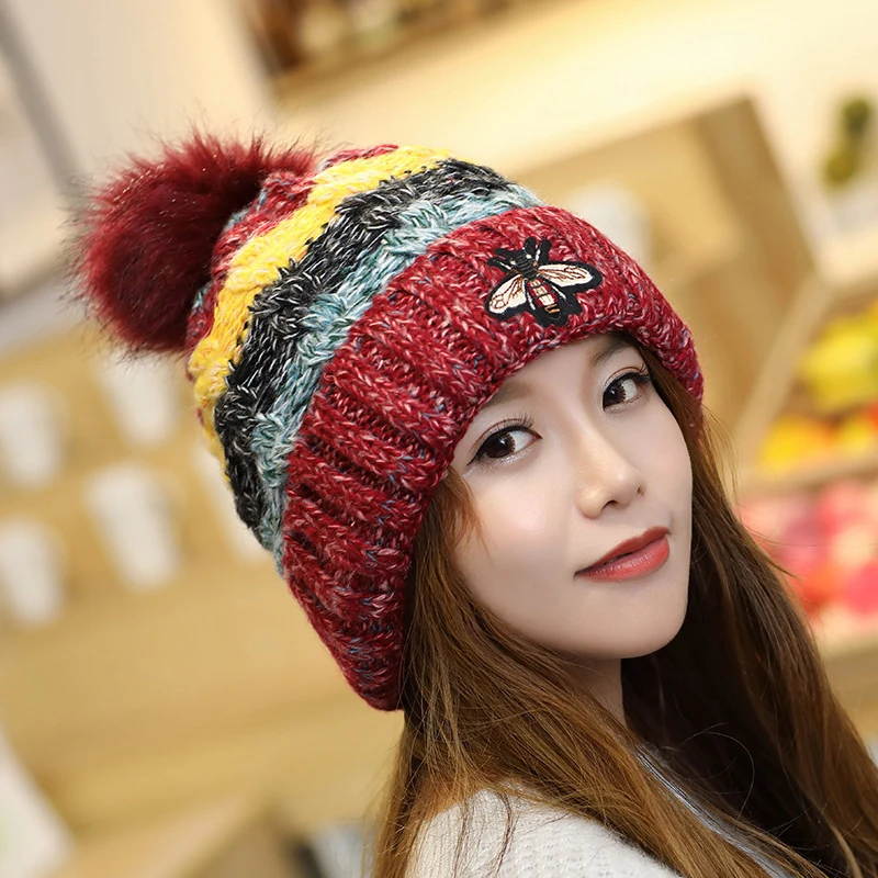 SUEF/шерстяная шапка осень и зима дамы корейская мода милые сладкие волосы пчелы шариковые наушники теплый холодный вязаный колпачок