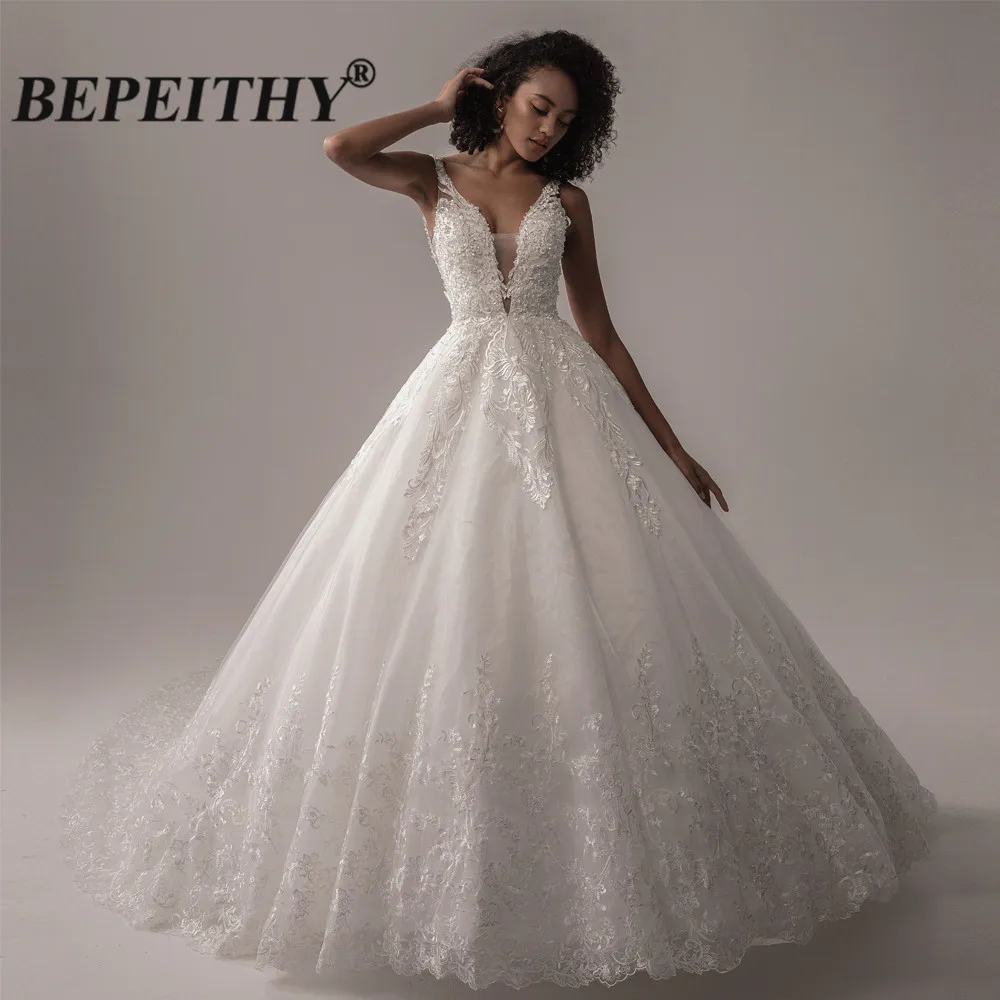 『Cheap!!!』- BEPEITHY Deep V Neck Lace Wedding Dress 2021 Ball Gown
Bridal Court Train Sleeveless Women Indian Ivory Wedding Bouquet Gown
New