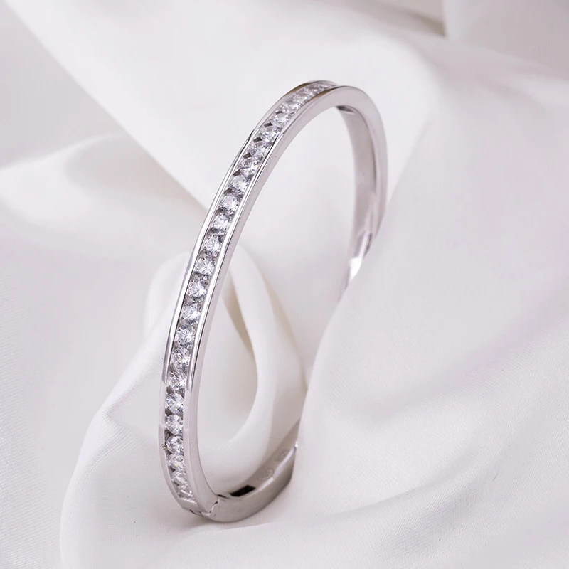 

Women's Sterling Silver S925 Jewelry Bracelet Cubic Zirconia Silver Bracelet Fashion Opening Design Can Adjust the Size