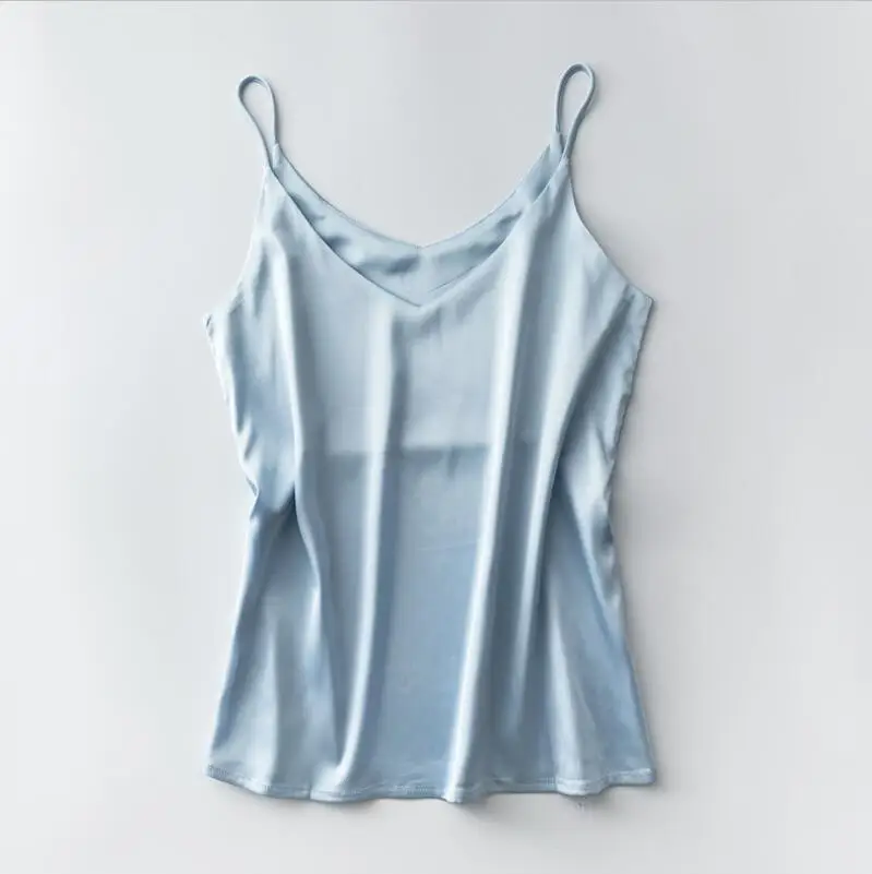 Light Blue Топ на тонких бретелях, женский топ с v-образным вырезом, базовая белая майка без рукавов, атласная шелковая майка, женская летняя майка размера плюс - Цвет: Light Blue