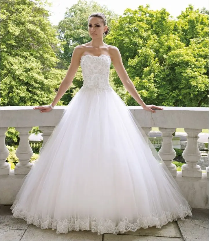 

Ladies Vintage Lace Embroidered Tulle Wedding Ball Gown Bride Strapless Embroidery Formal Dresses Lace Up Vestidos De Novia