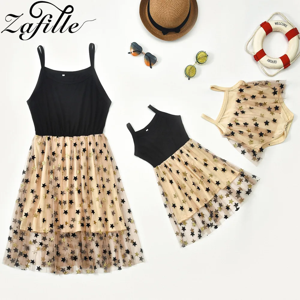 

ZAFILLE 2020 Family Matching Clothes Star Mesh Patchwork Suspender Dress Mom and Daughter Dress Family Look Mommy and Me Clothes