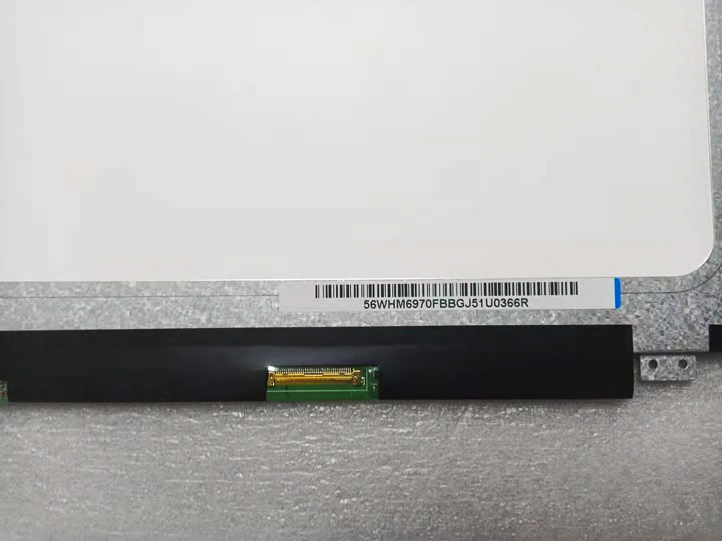 Рисунок 4 - Новинка, тонкая ЖК-матрица для ноутбука 15