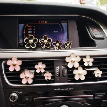 

Chunmu 4pcs/set Car Air Freshener Car Perfume Diffuser Clip Car Auto Vent Freshener Essential Car Accessories / Ornaments