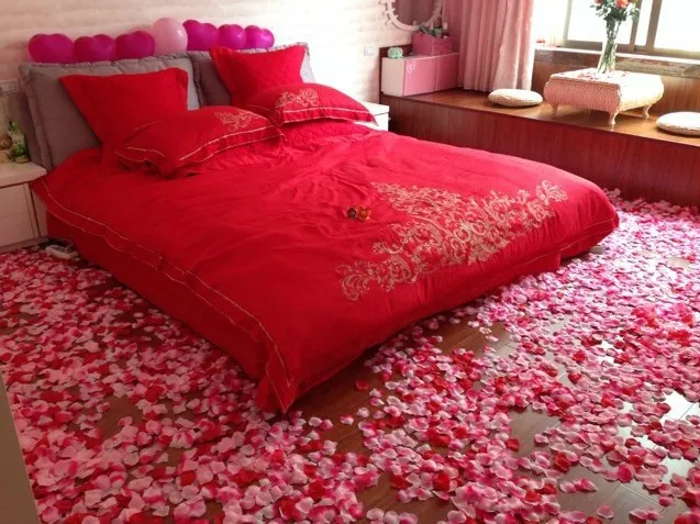 Artificial Rose Petals 100 pieces For Wedding Decoration