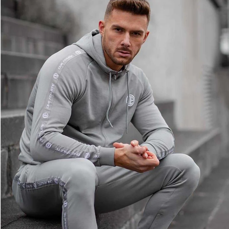 

2019 Autumn Sport suit Fitness Bodybuilding Fashion 2 - piece set of pure cotton Male slim breathable Hoodies suits