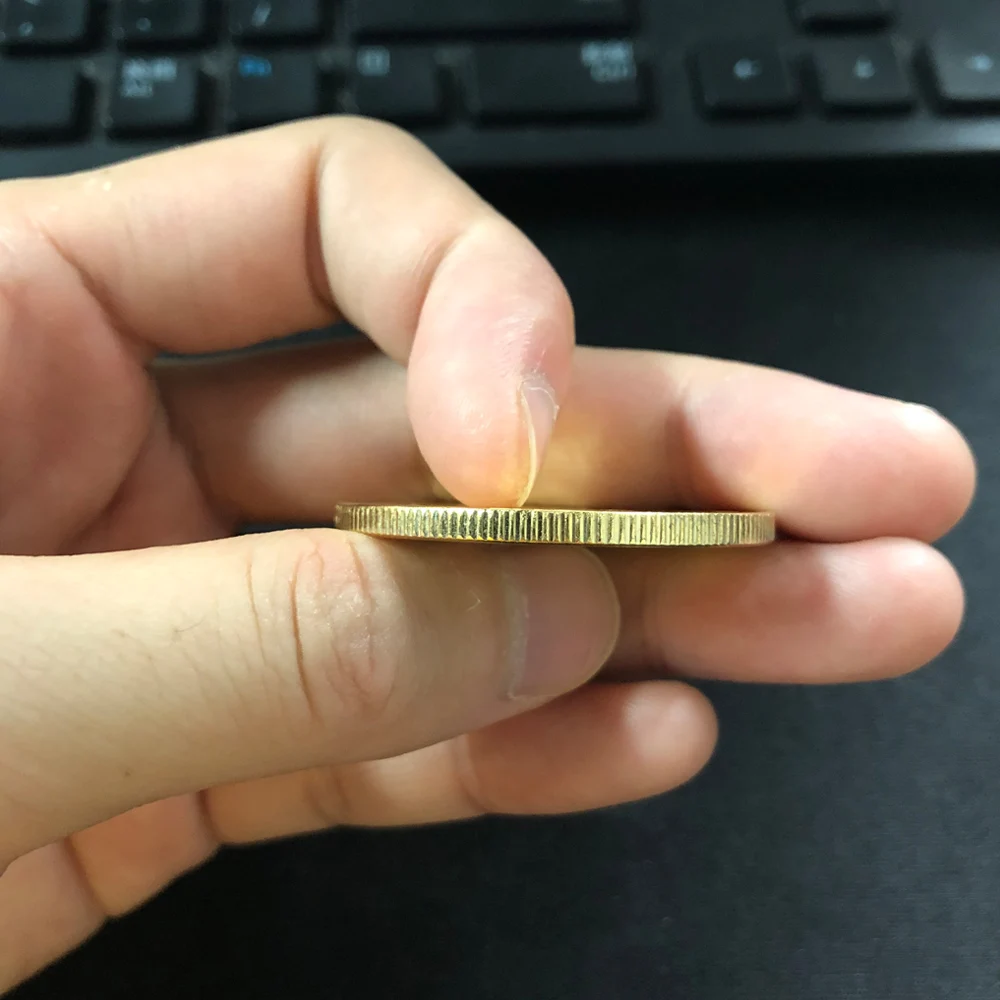 anime cosplay props superhero cosplay props John Wick Continental Hotel Coin Cosplay Keanu Reeves Hotel Metal Alloy Coins Fan Collection Gift Costume Props