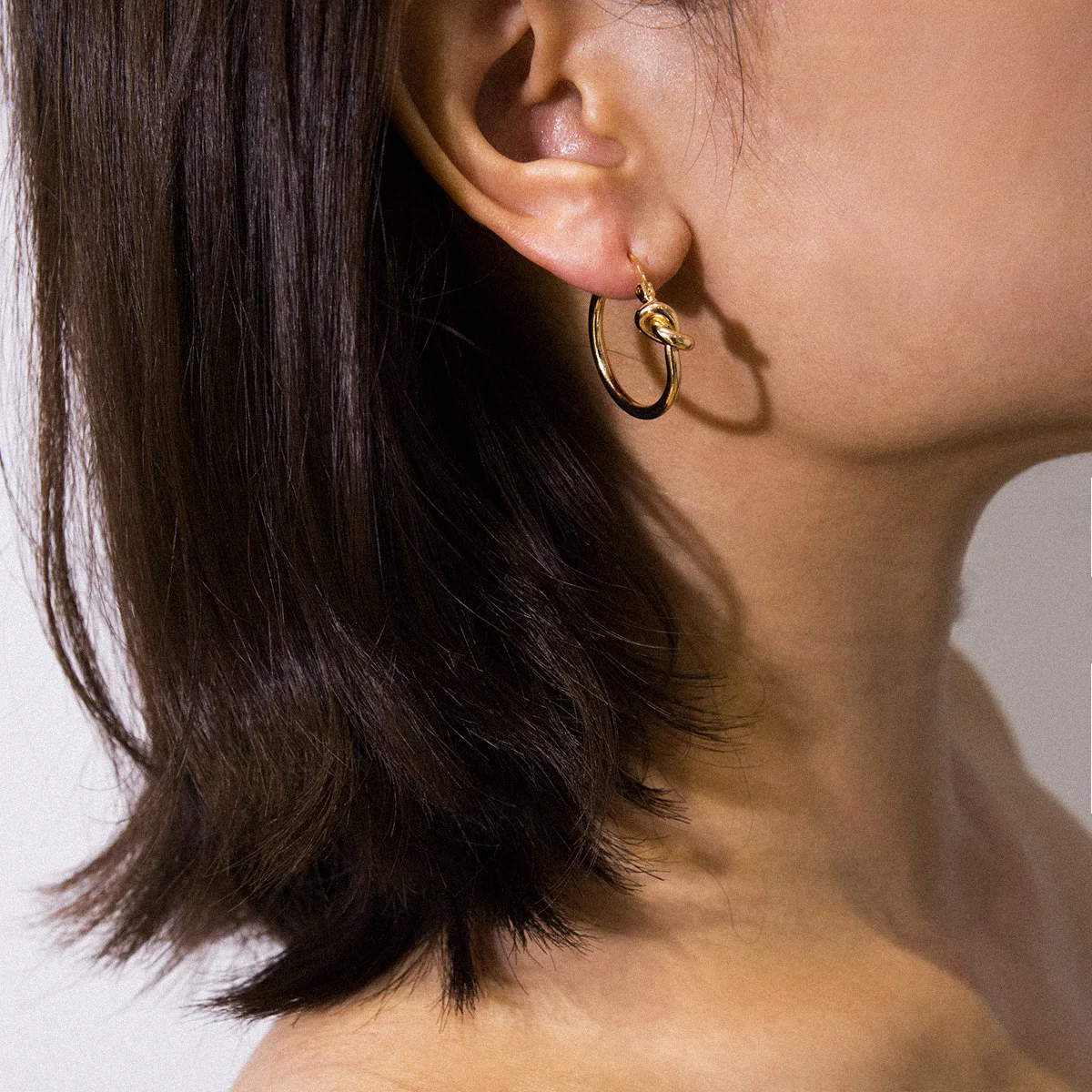 

Gold Silver Color Love Knot Earrings for Women Classic Twisted Stud Earrings Tie the Knot Wedding Jewelry