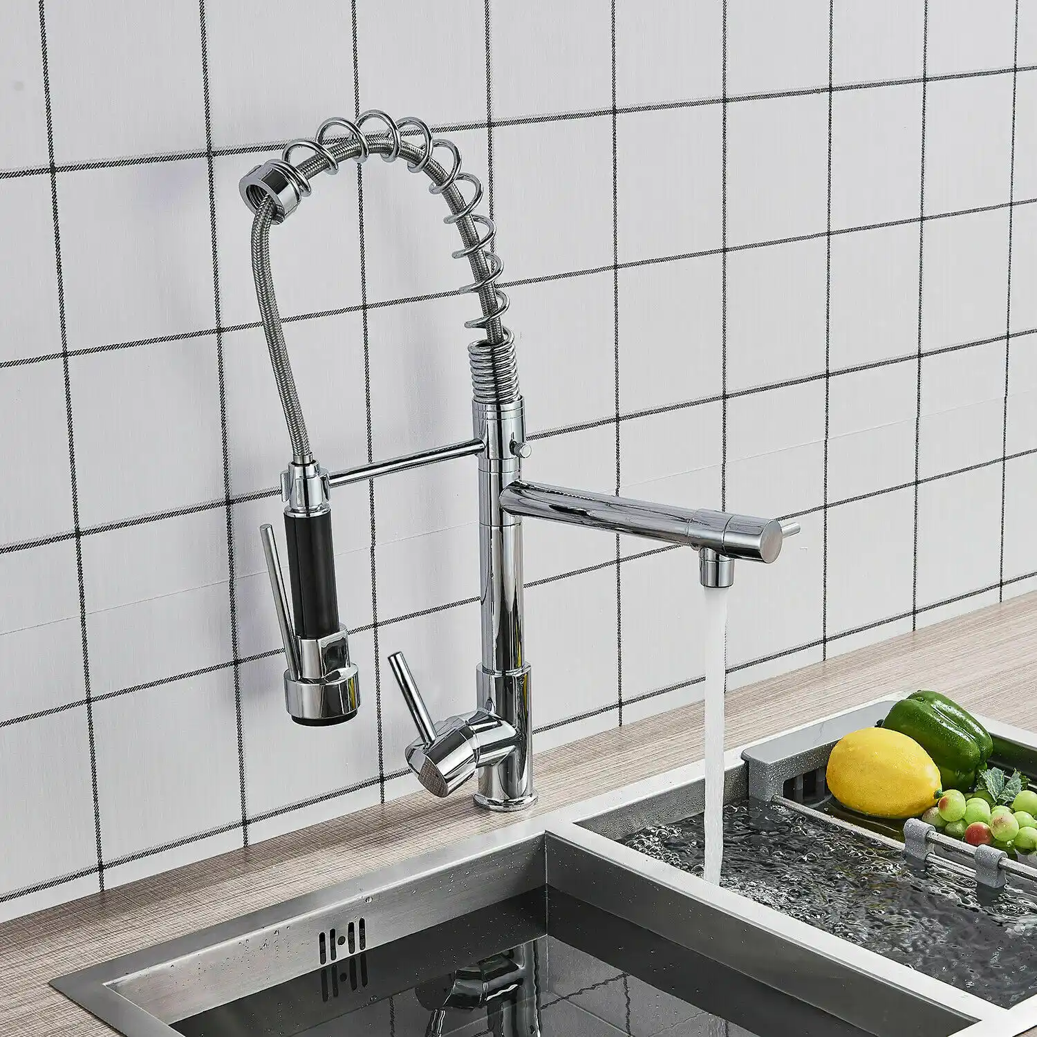 Chrome Kitchen Faucet Swivel Spout Single Handle Sink Pull Down Spray Mixer Tap