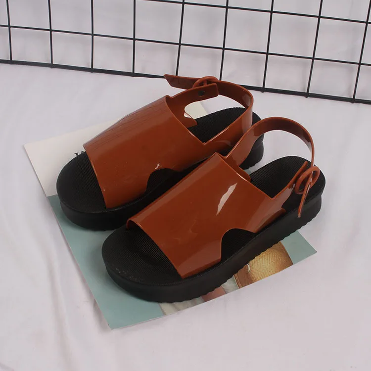 12526023917_1547583497