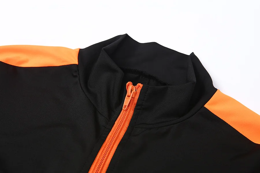 11636847800_1153469267