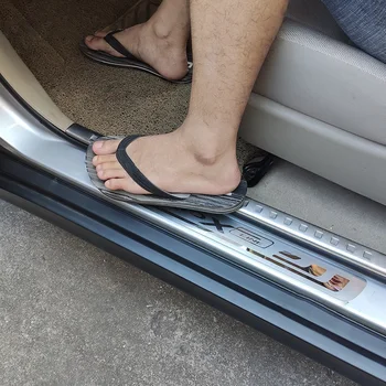 

Car Styling Accessories Stainless Steel Door Sill Trim Scuff Protectors Pedal for KIA RIO 3 4 X-Line 2015-2019