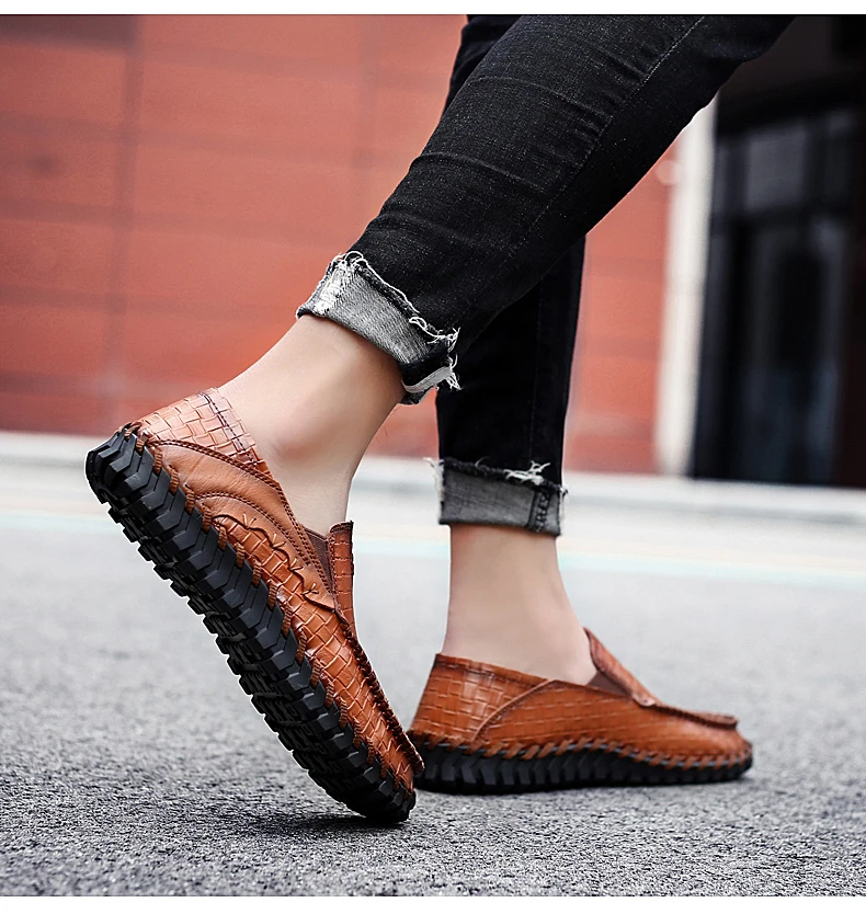 New Men Loafers Shoes Soft Moccasins Genuine Leather Flats Handmade Casual Shoes Slip-On Men's Shoes Driving Shoes