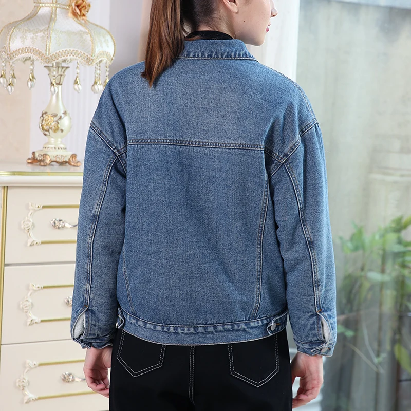 Женская джинсовая куртка с начесом LEIJIJEANS, теплая модная куртка из денима с пристежным белым меховым воротником, новая модель большого размера на зиму