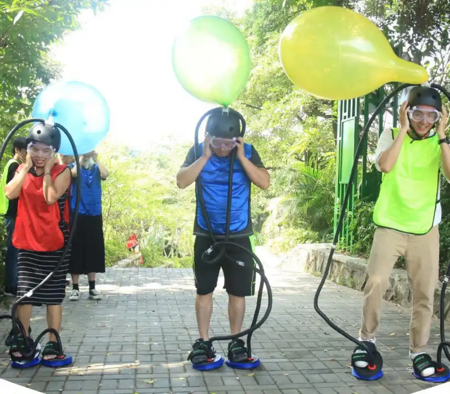 outdoor toy company