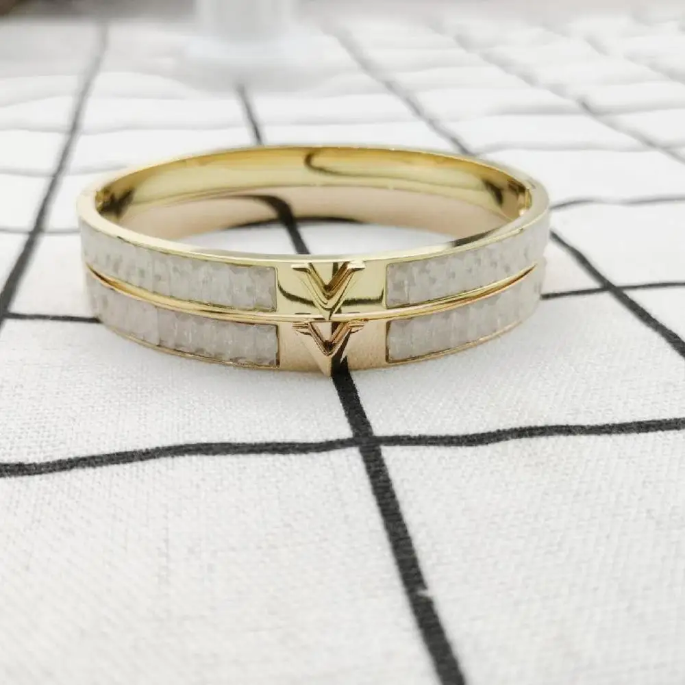 

European and American classic brands luxury woman bangle steel