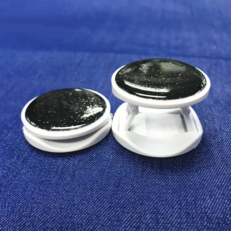 12147672077_1409060425