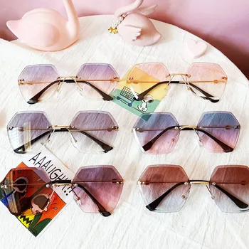 

Child Cute Square Rimless Frame Sunglasses Children Kids Gray Pink Blue Lens Fashion Boys Girls UV400 Protection Eyewear