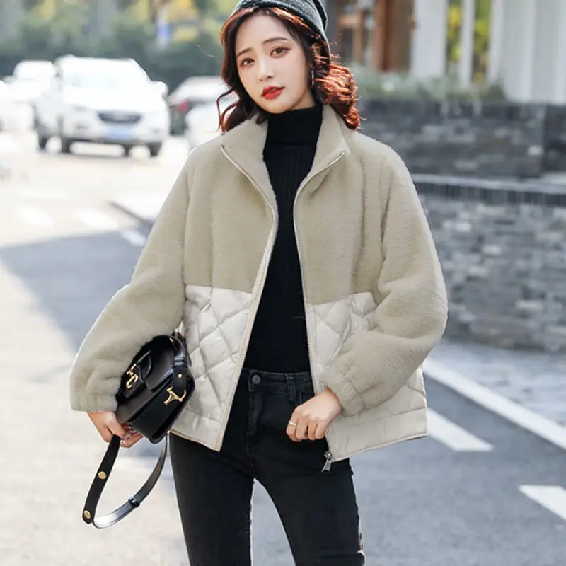 

Women Loose Lightweight Short Parkas Jackets Lady Winter Patchwork Lambswool Jacket Female Cotton Padded Warm Faux Plush Outwear