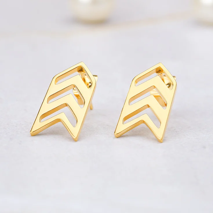 

Rhombus Hollow Design Earring Studs Elegant Fashion Women Jewelry Girl Gifts Nice