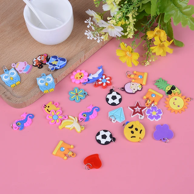 30Pcs Soft glue DIY Cartoon Colorful Animal Flower Beads Pendants Colorful Loom Rubber Band Bracelet Jewelry Making Beads Toy 3