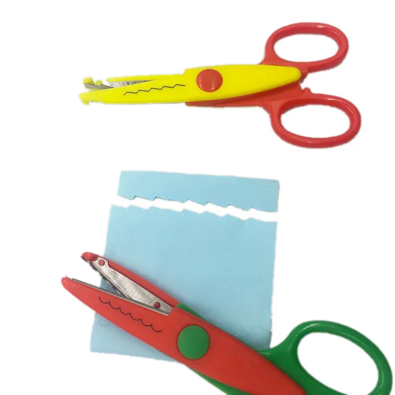 1 Pc Random Color Handmade Children DIY Patterns Album Lace Scissors Card Photo Pattern Scissors Cartoons Lace Scissors - Цвет: Small wave