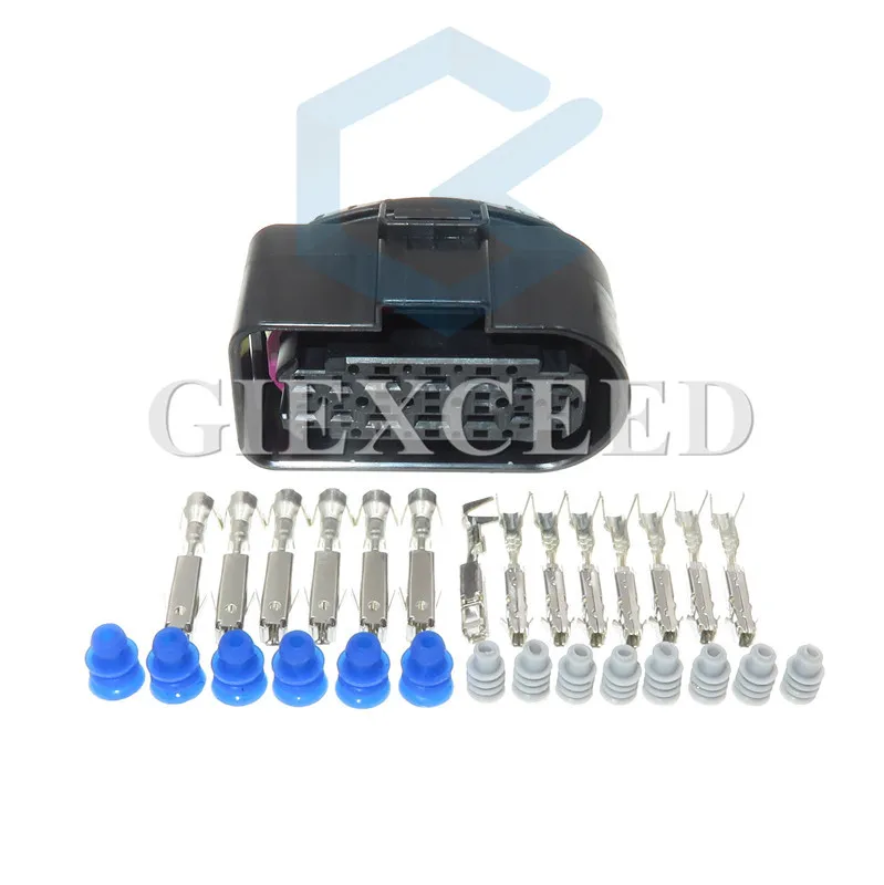 14 Pin Auto Car LED Light Lamp Cable Socket Automotive Waterproof