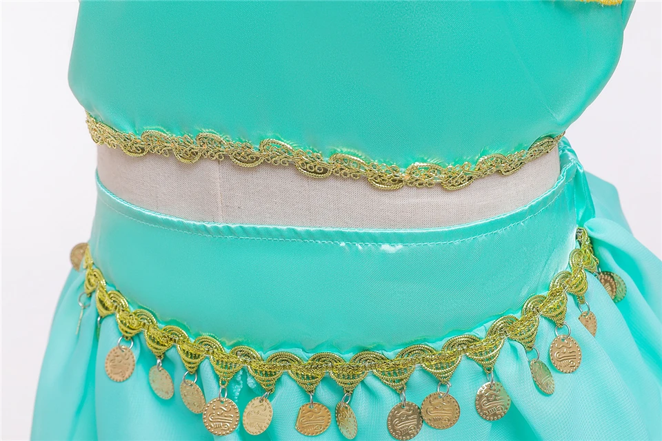 11879091158_898390851