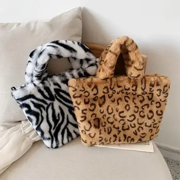 

Women's winter faux fur clutch bag fashion leopard wallet ladies edema mesh bag Bolsa Femme suede handbag ladies tote bag