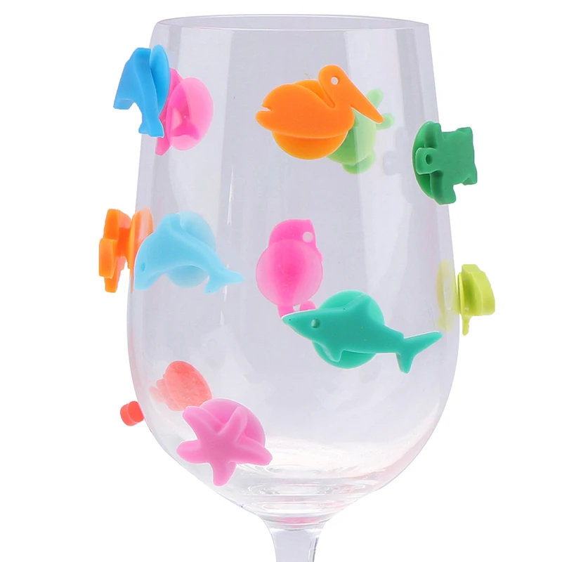 12Pcs/Set Christmas Silicone Marine Animals Wine Glass Marker Drinking Cup Identifier Tag Signs for Party (Mixed Colors)