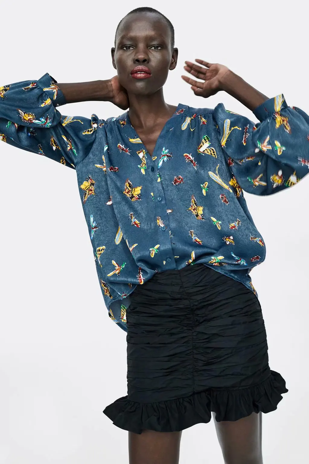  2018 Spring And Summer New Style Ozhouzhan Insect Printed Blouse Women's Printed Shirt Xdl1656