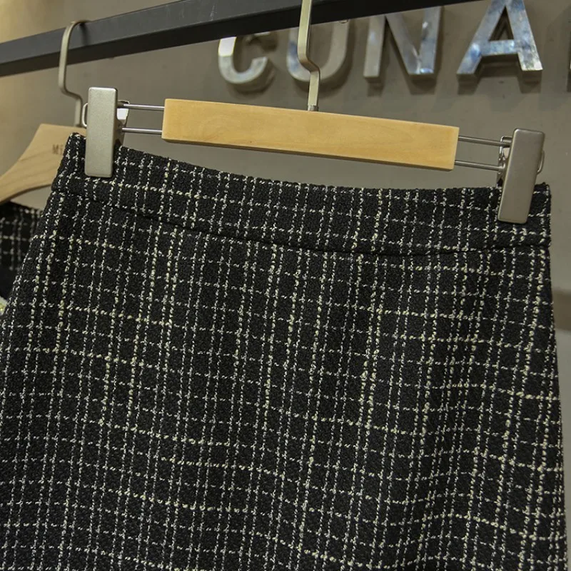 conew_a17