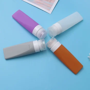 

4CS 60ML Silicone Dispensing Bottle Sub-bottle Travel Set Portable Cosmetic Bottle(Random Color)