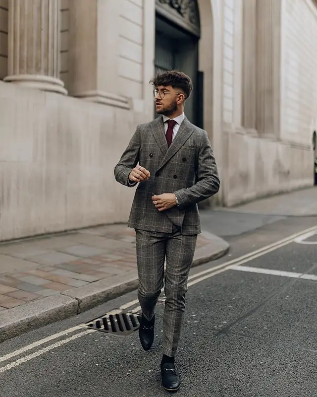 Peaky Blinders outfit les hommes gris.