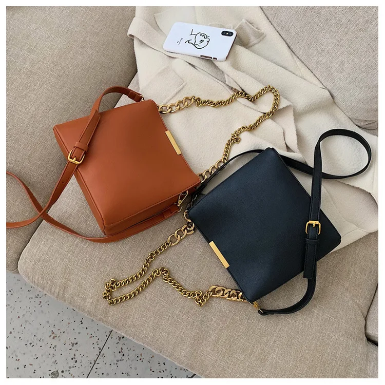 12284930495_2051307013