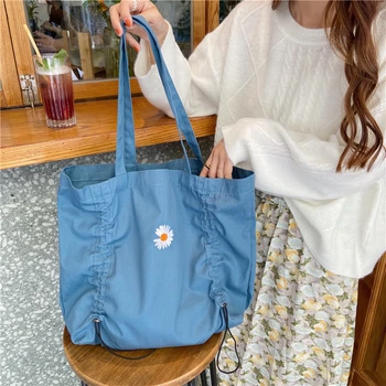 

NEW Original Design Embroidery Daisy Wild Shoulder Bag Art Student Canvas Bag Big Girl Korean Wind Tote Bag Drawstring Design