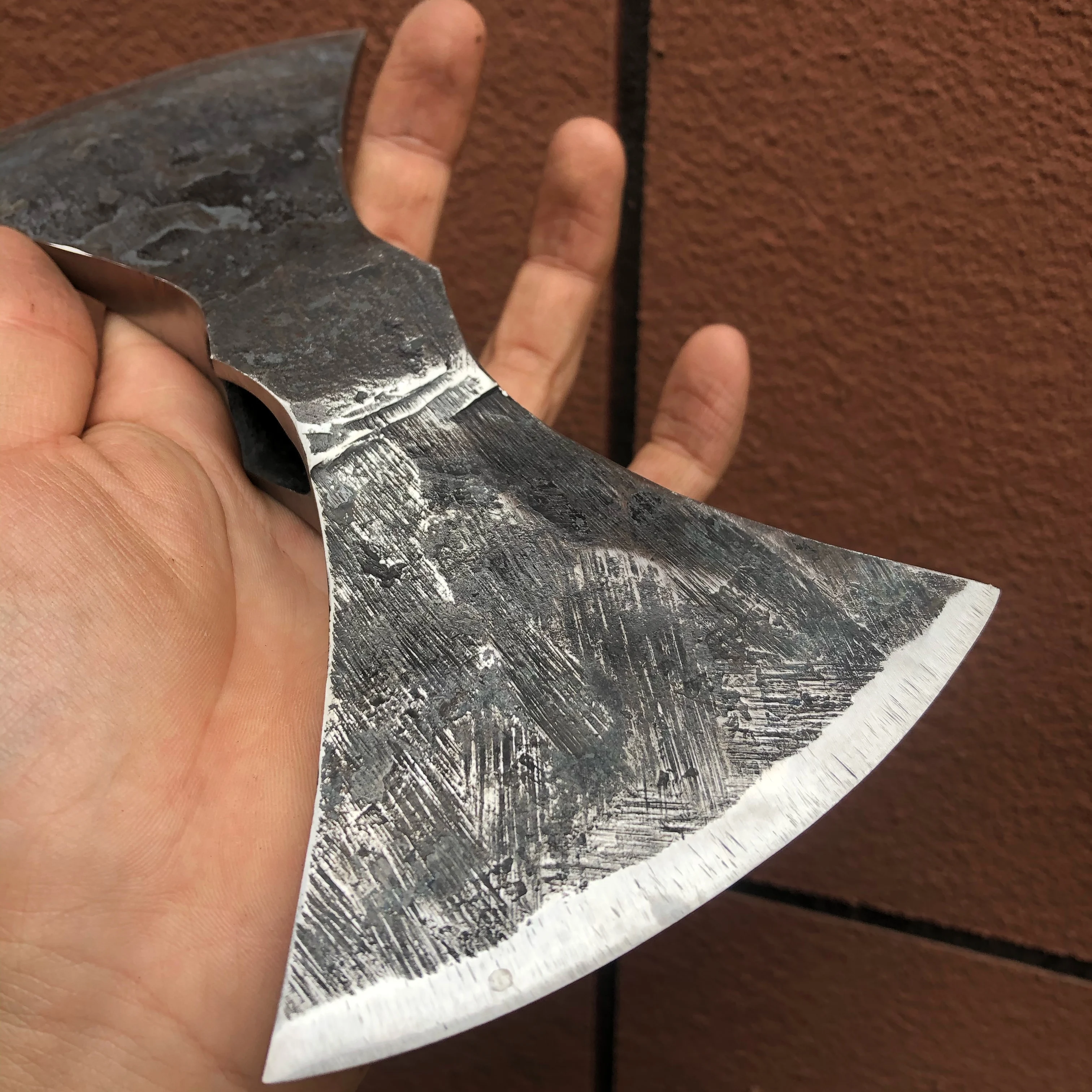 Preise YEELONG Taktischen Axt Outdoor Axt mit Tiefe Bart Design, Geschmiedet Carbon Stahl Klinge NICHT Hickory Holz Griff