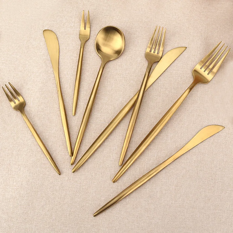 

Titanium Portugal Tableware 304 Stainless Steel Knife, Fork And Spoon Moon Cake Knife And Fork Set Butter Knife