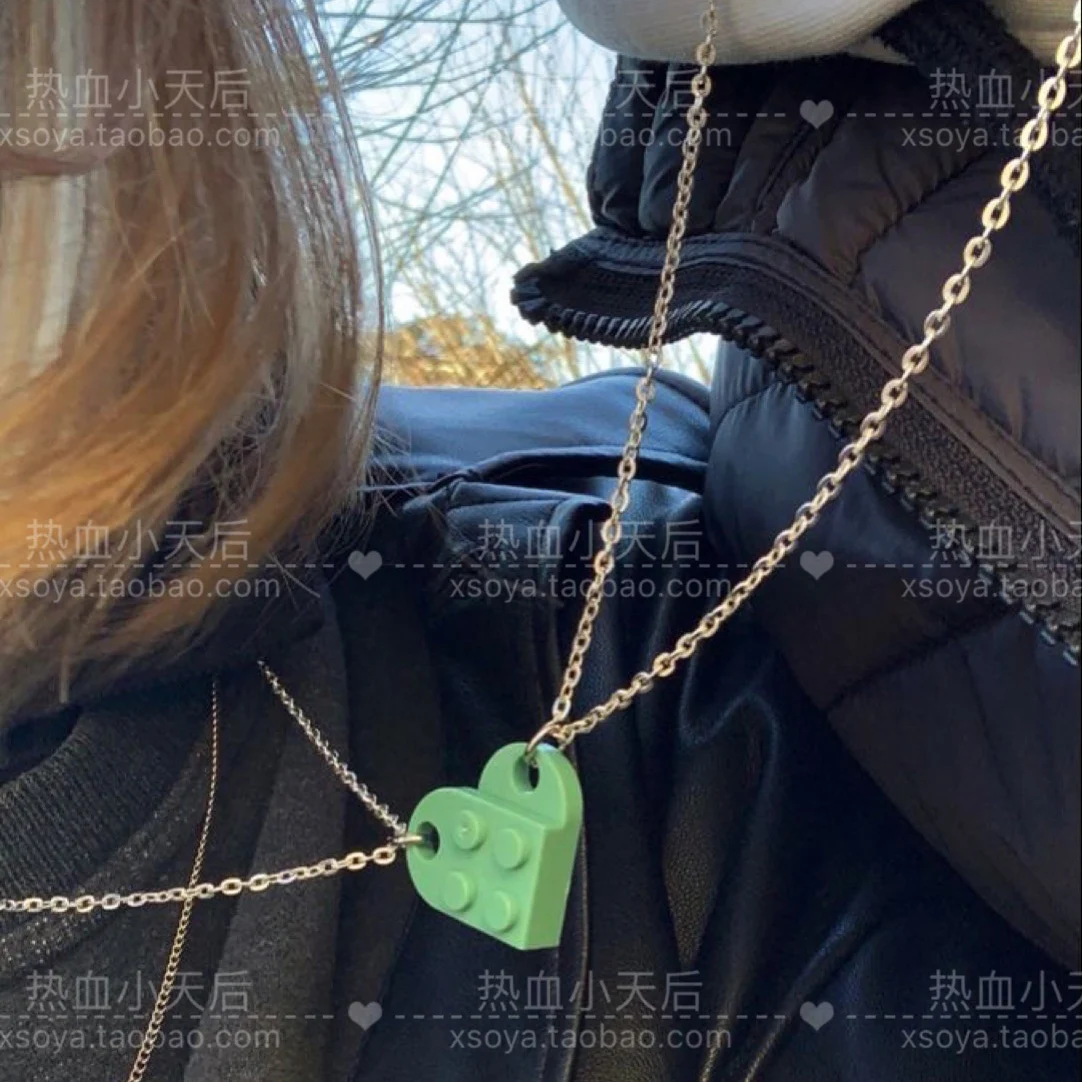 2pcs Cute Brick Heart Pendant Necklace 