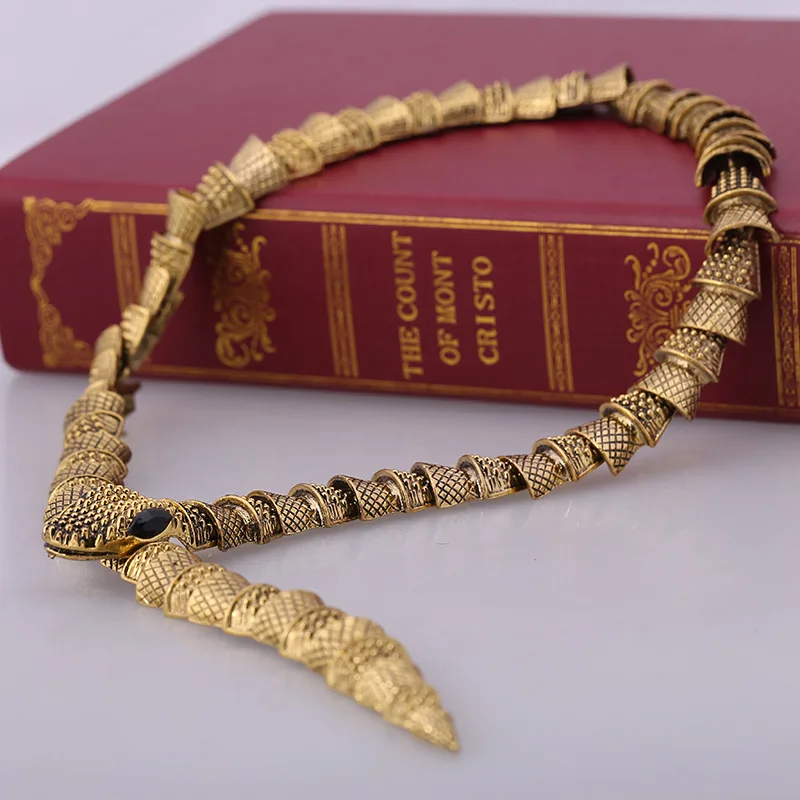 LZHLQ, Винтажное колье-чокер в виде змеи, массивное ожерелье, женские ожерелья из сплава цинка, подвески, трендовые ожерелья, колье, ювелирное изделие для женщин