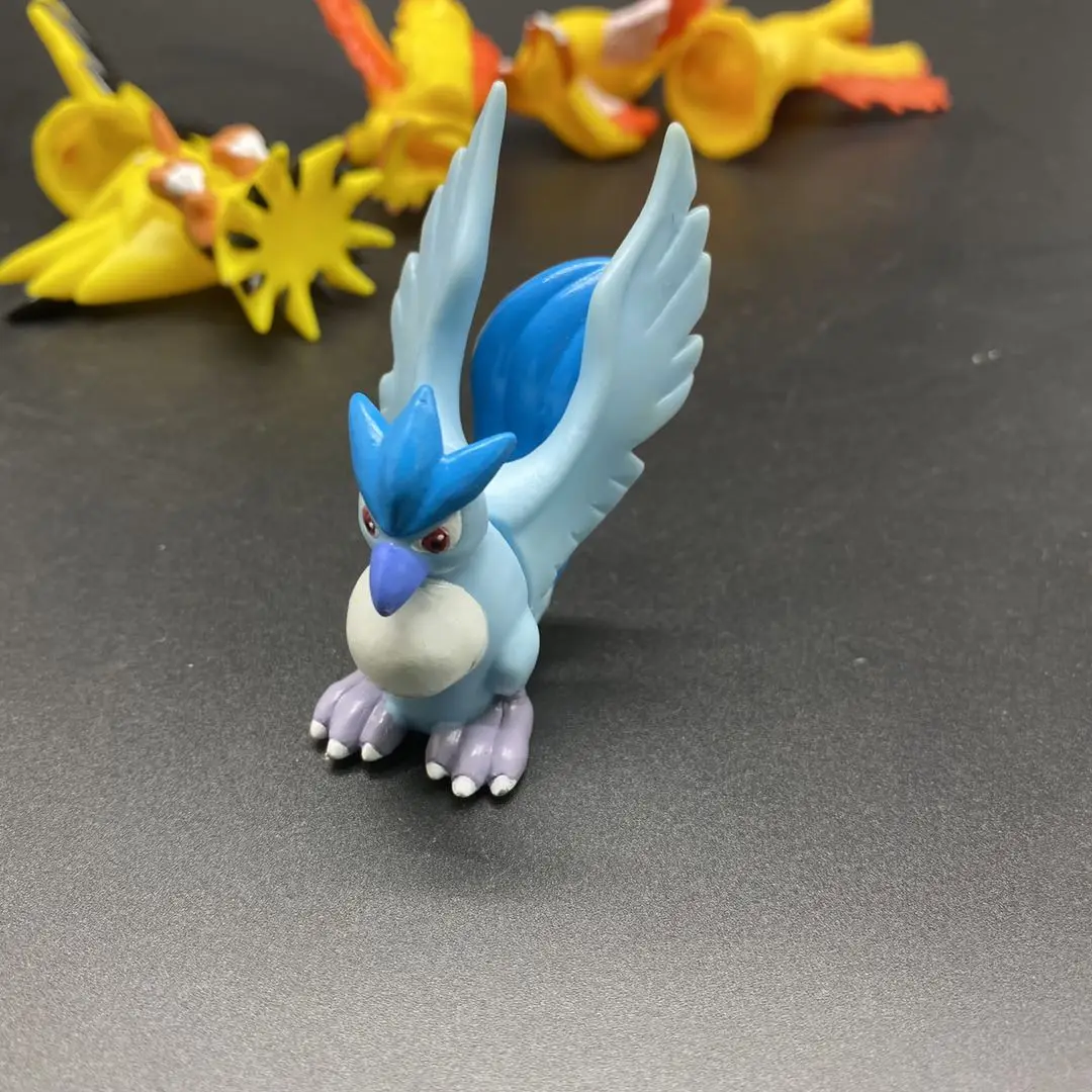 Bandai Pokemon Pikachu Moltres Zapdos Articuno Galar Form Dragonite Gengar  Calyrex Keychain Pendant Model Anime Figures Collect - AliExpress