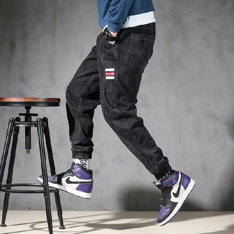 Black Color New Fashion Casual Men Pants Slim Fit Leg Men Jeans Hip Hop Jeans Men Punk Style Trousers Pants for Men Black Color New Fashion Casual Men Pants Slim Fit Leg Men Jeans Hip Hop Jeans Men Punk Style Trousers Pants for Men