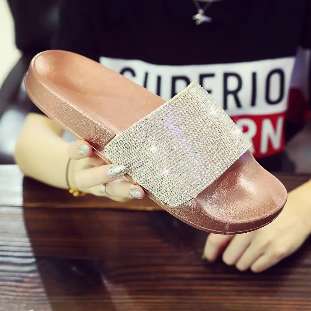 

Bomlight Open Toe Slippers Women 2019 Bling Biamond Design Party Slides PU Platform Beach Sandals Crystal Flip Flops Indoor Home