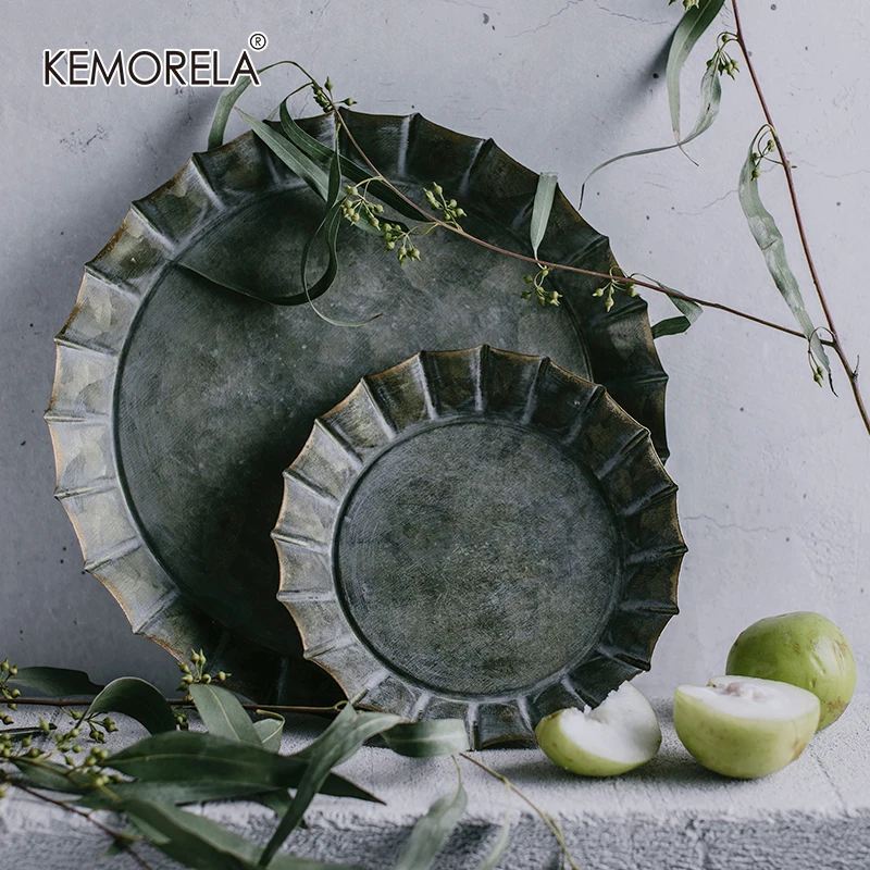 Unique Floral Rim Handcrafted Vintage Antique Metal Tray Ribboned Round Iron Tray Rustic Retro For Home Church Wedding