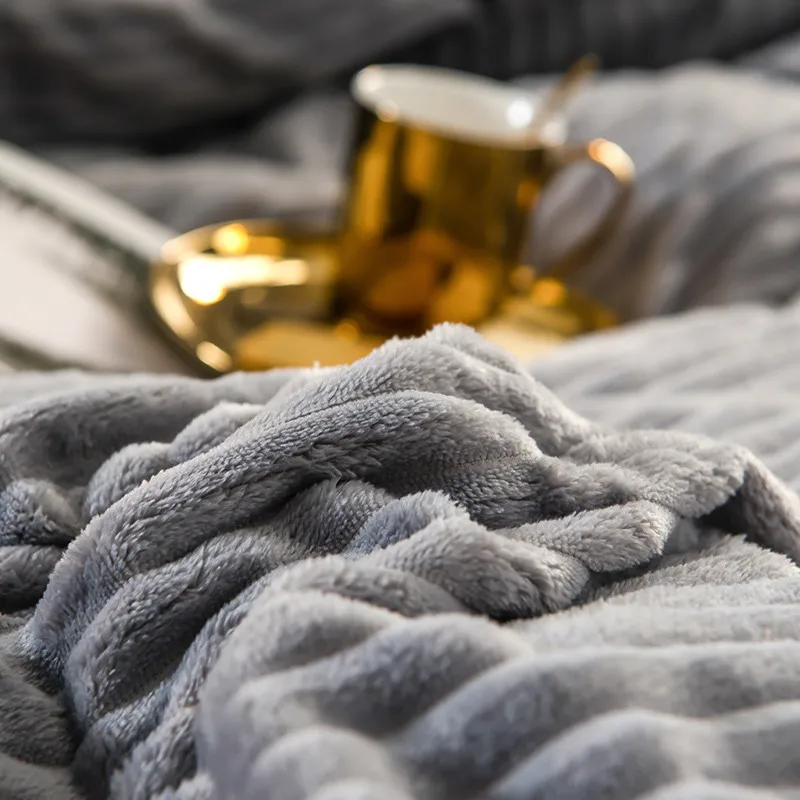 Новинка 4 размера желтое зимнее мягкое теплое Коралловое бархатное лоскутное одеяло покрывало Фланелевое уплотненное теплое одеяло постельное белье